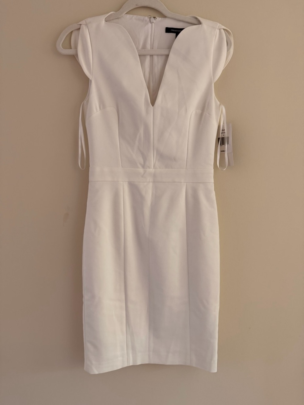French Connection White V-Neck Cap/Tulip Sleeve Dress NWT
